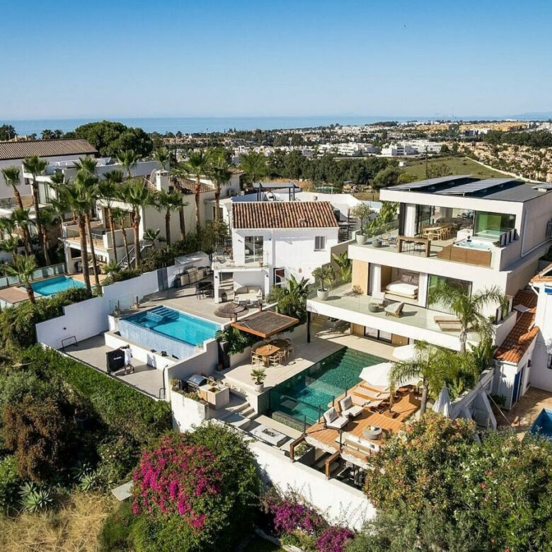 Scandinavian design villa with infinity pool Nueva Andalucia Marbella