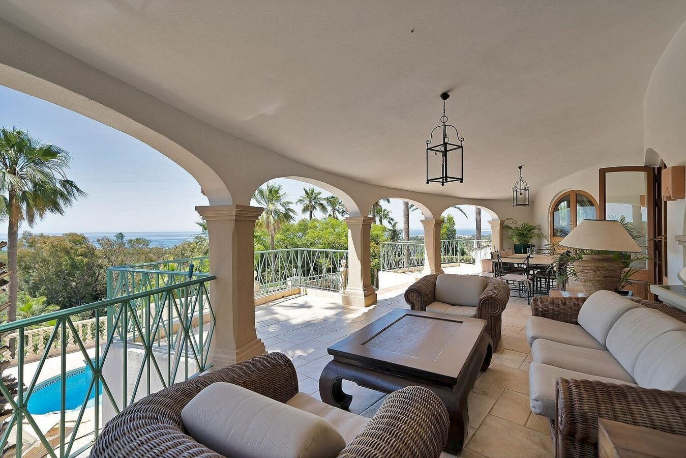 Six-bedroom villa with panoramic sea views and pool in Hacienda Las Chapas, Marbella East