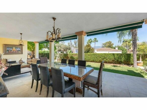 Seven bedroom golf villa with pool and mountain views Guadalmina Alta San Pedro