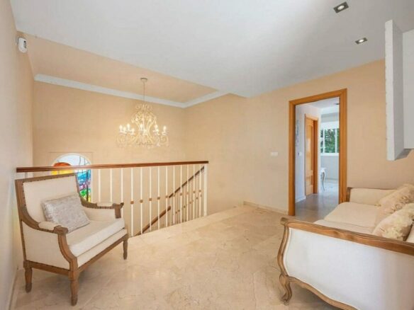 Seven bedroom golf villa with pool and mountain views Guadalmina Alta San Pedro