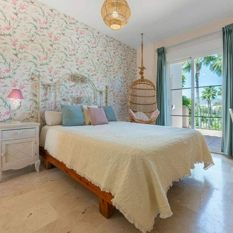 Seven bedroom golf villa with pool and mountain views Guadalmina Alta San Pedro