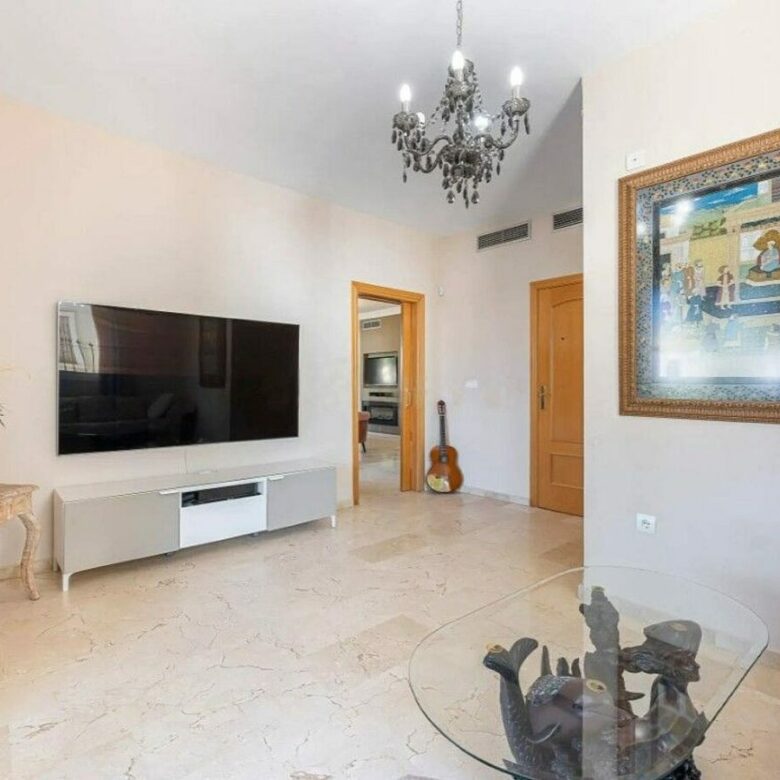 Seven bedroom golf villa with pool and mountain views Guadalmina Alta San Pedro