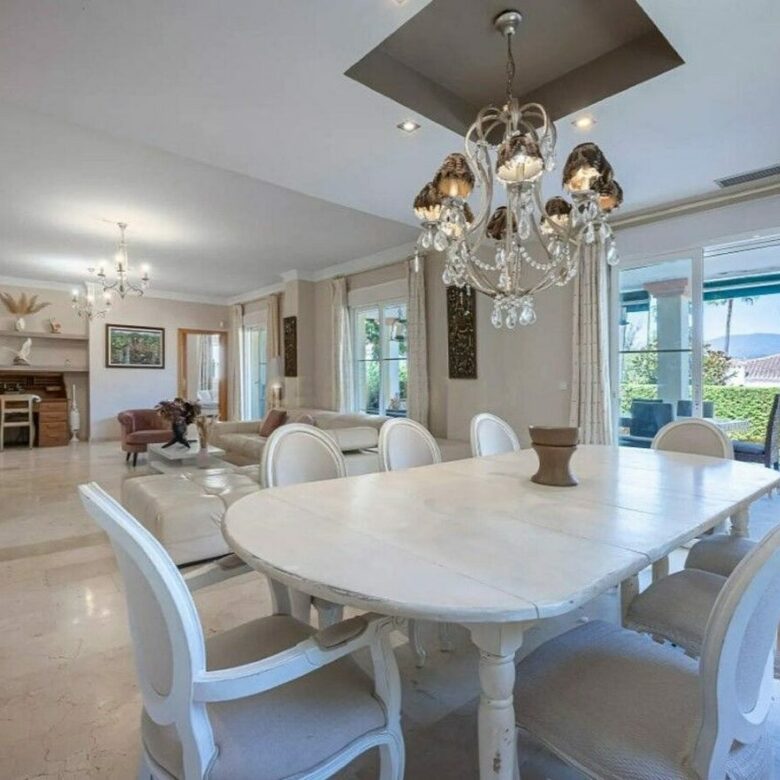Seven bedroom golf villa with pool and mountain views Guadalmina Alta San Pedro