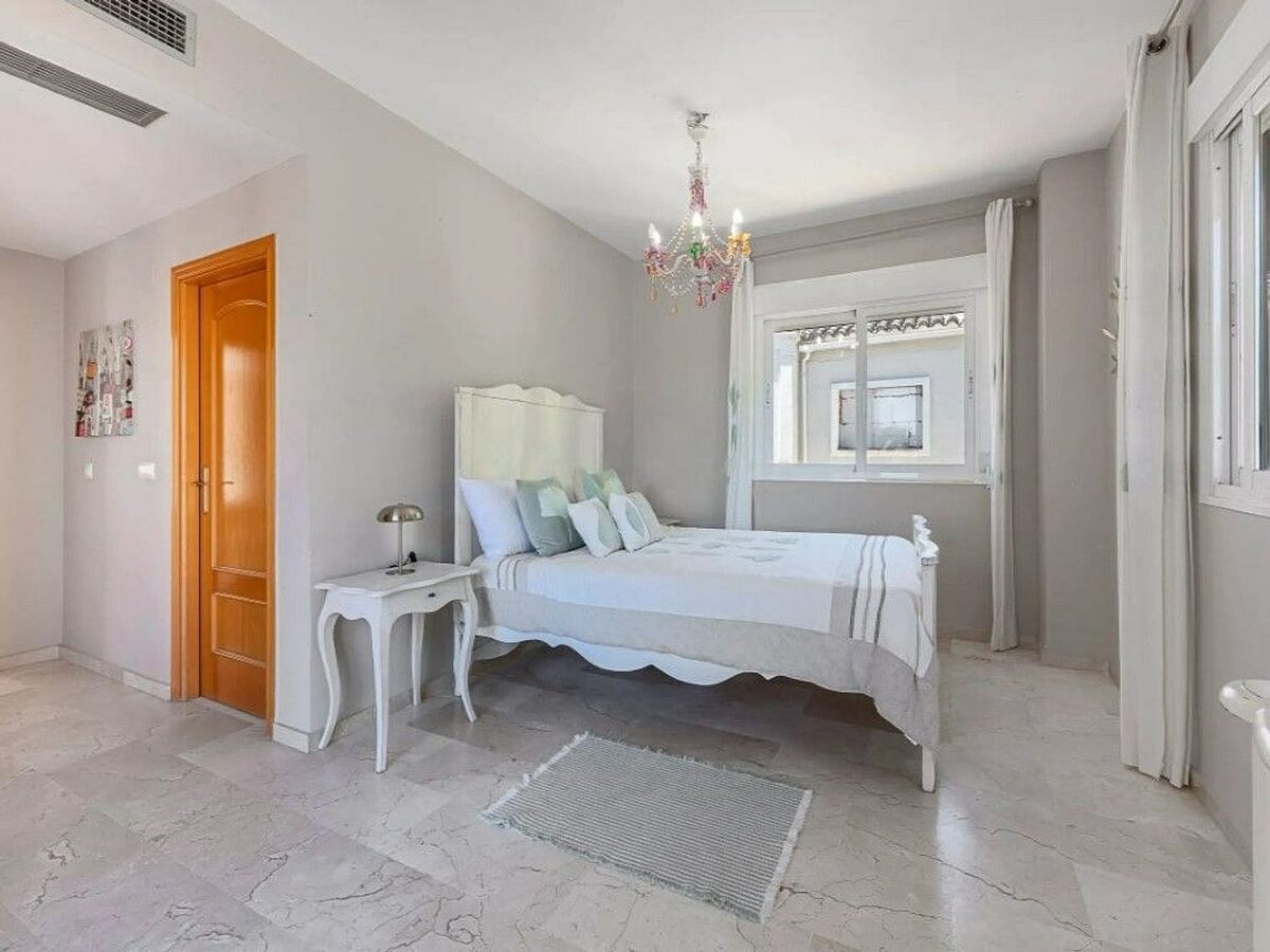 Seven bedroom golf villa with pool and mountain views Guadalmina Alta San Pedro