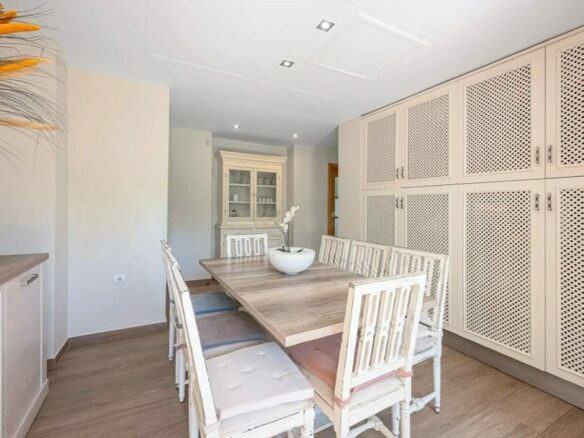 Seven bedroom golf villa with pool and mountain views Guadalmina Alta San Pedro