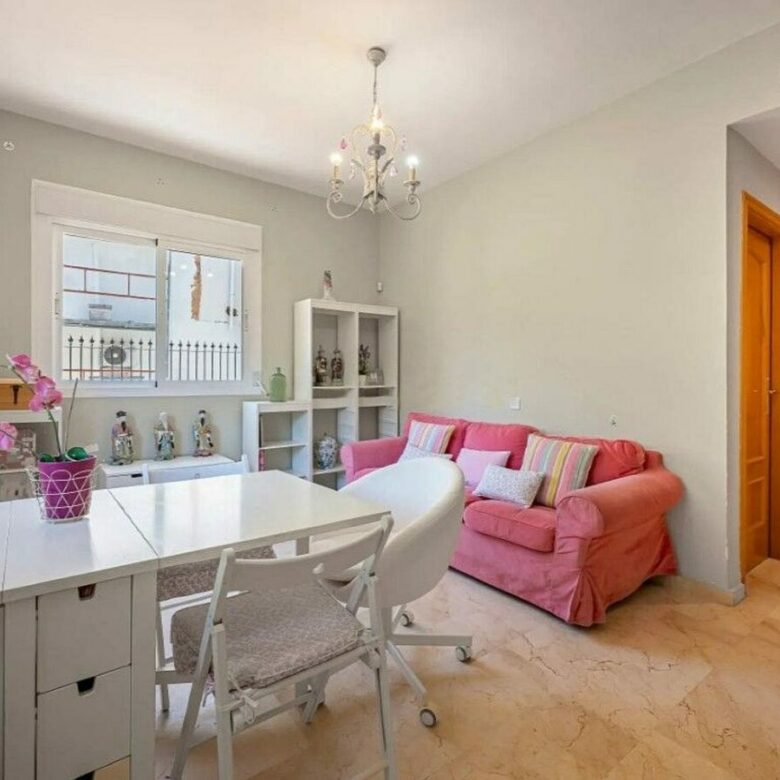 Seven bedroom golf villa with pool and mountain views Guadalmina Alta San Pedro