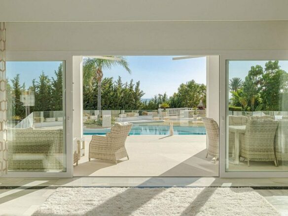 Six suite villa with indoor and outdoor pools spa and gym El Paraiso New Golden Mile