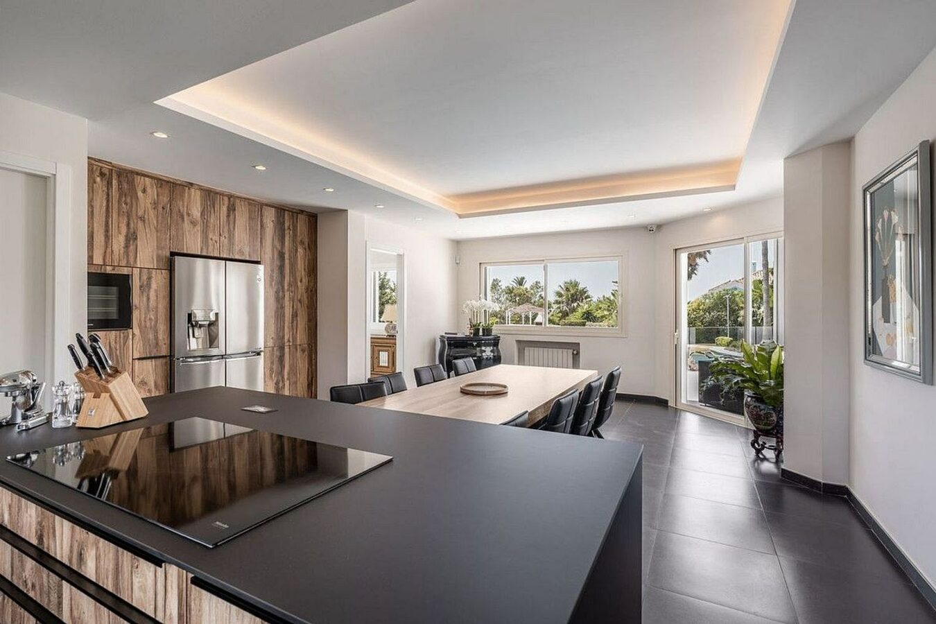 Six suite villa with indoor and outdoor pools spa and gym El Paraiso New Golden Mile
