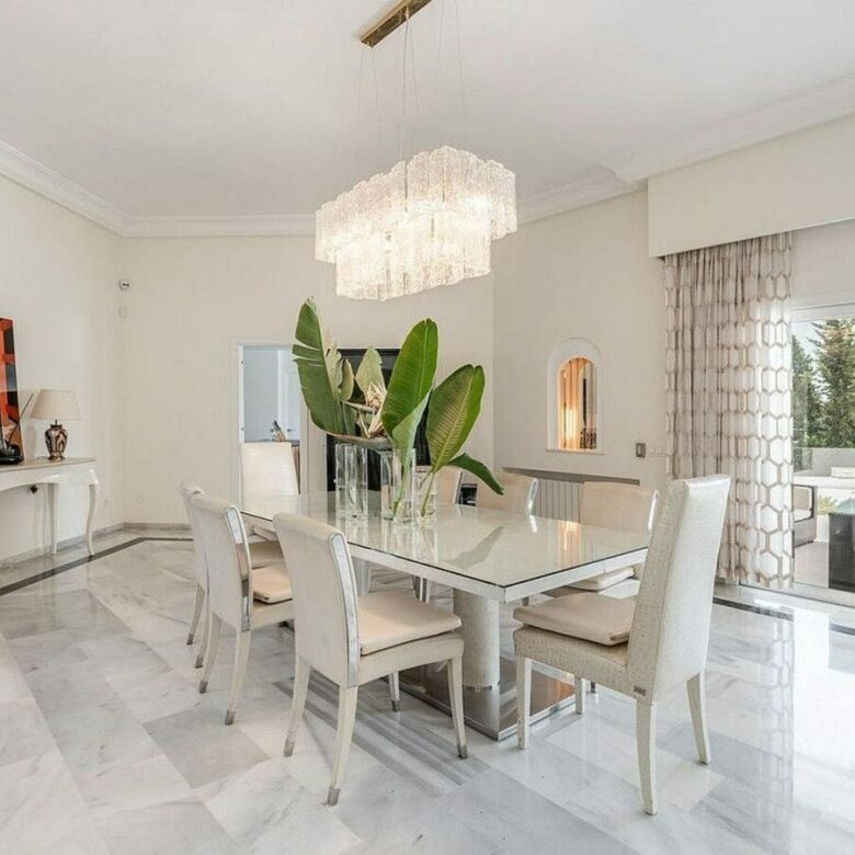 Six suite villa with indoor and outdoor pools spa and gym El Paraiso New Golden Mile