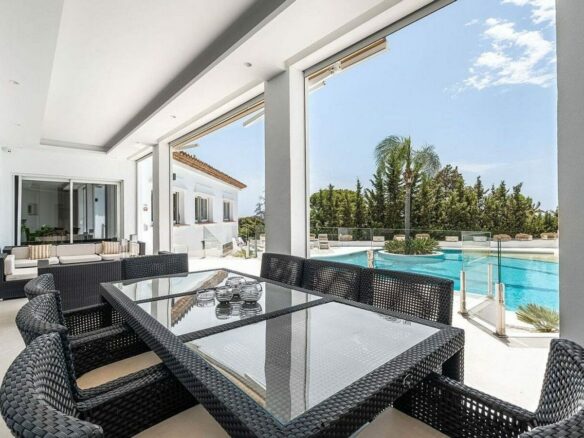 Six suite villa with indoor and outdoor pools spa and gym El Paraiso New Golden Mile