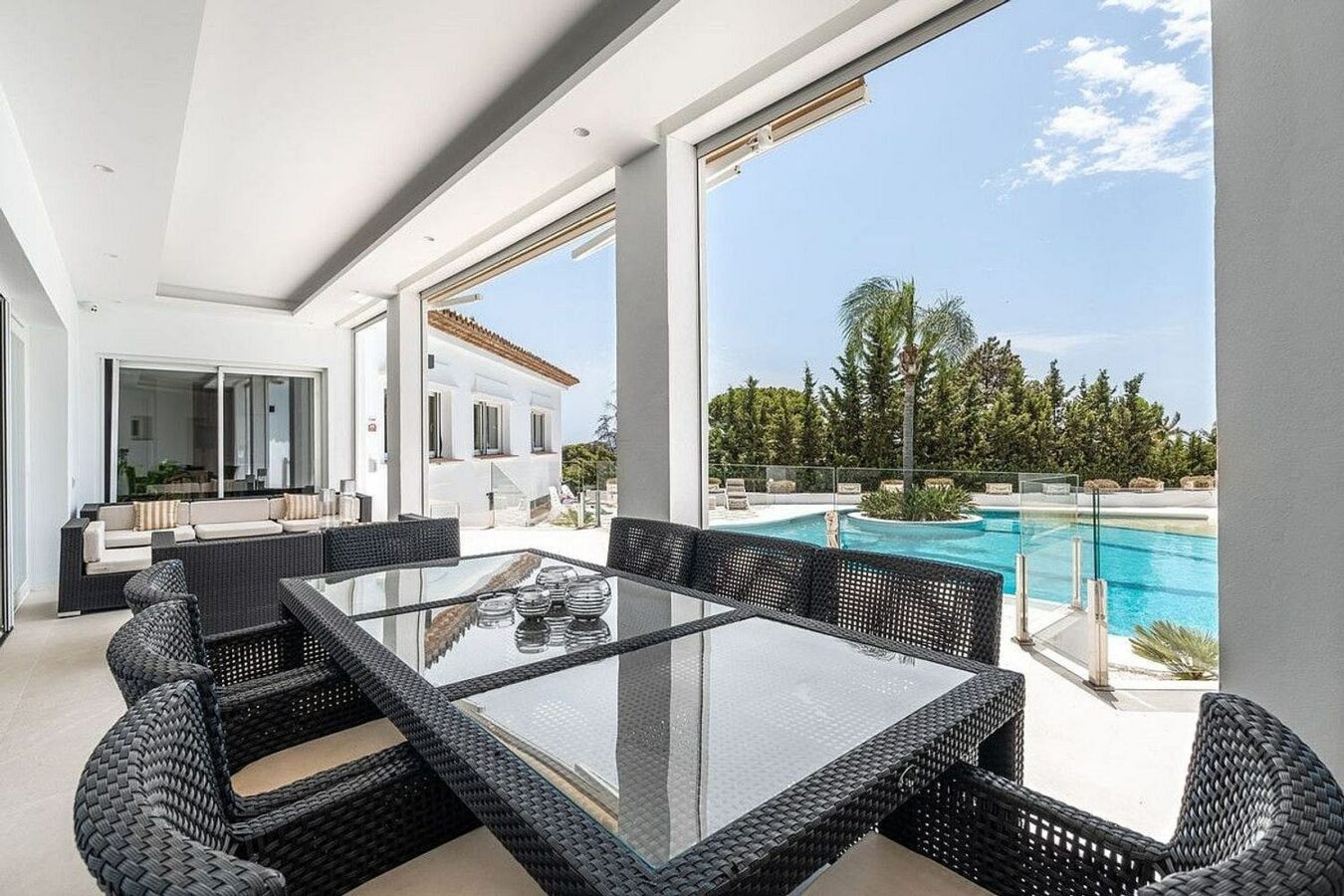 Six suite villa with indoor and outdoor pools spa and gym El Paraiso New Golden Mile