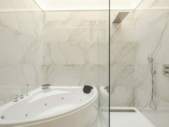 Six suite villa with indoor and outdoor pools spa and gym El Paraiso New Golden Mile
