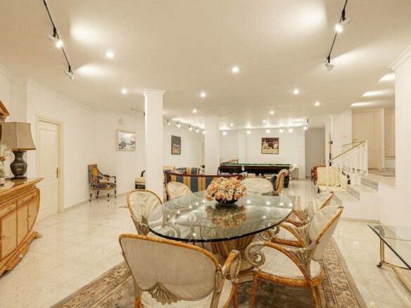 Six suite villa with indoor and outdoor pools spa and gym El Paraiso New Golden Mile