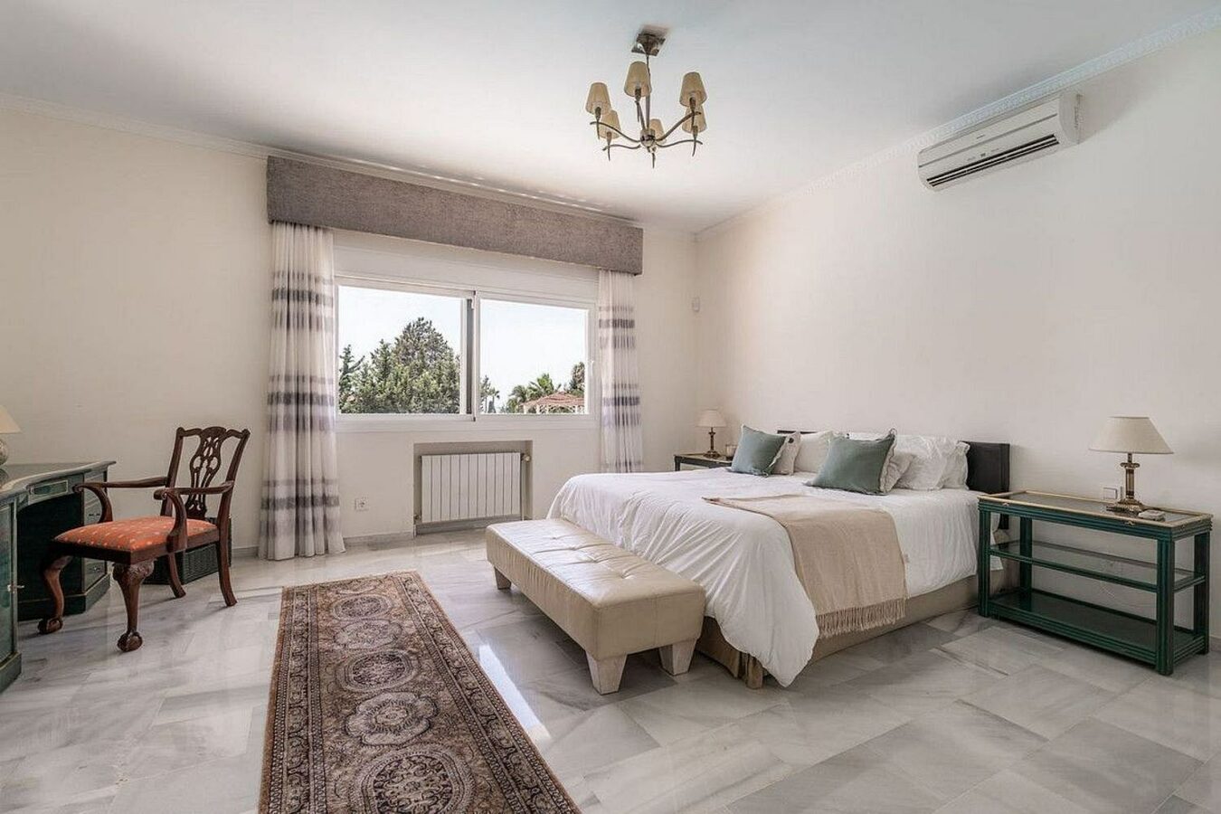 Six suite villa with indoor and outdoor pools spa and gym El Paraiso New Golden Mile