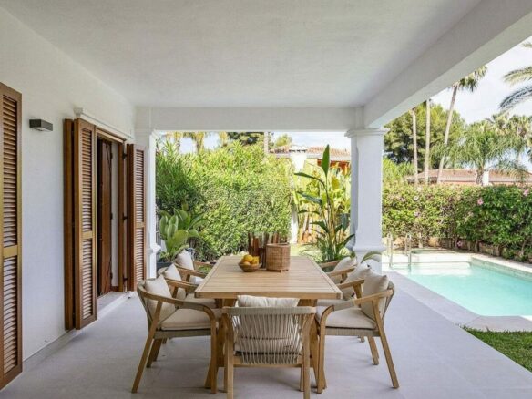 South facing family villa with private pool Rocio de Nagueles Golden Mile Marbella
