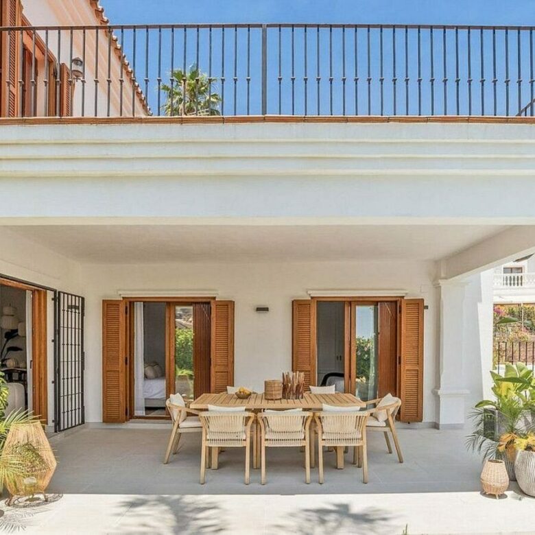South facing family villa with private pool Rocio de Nagueles Golden Mile Marbella