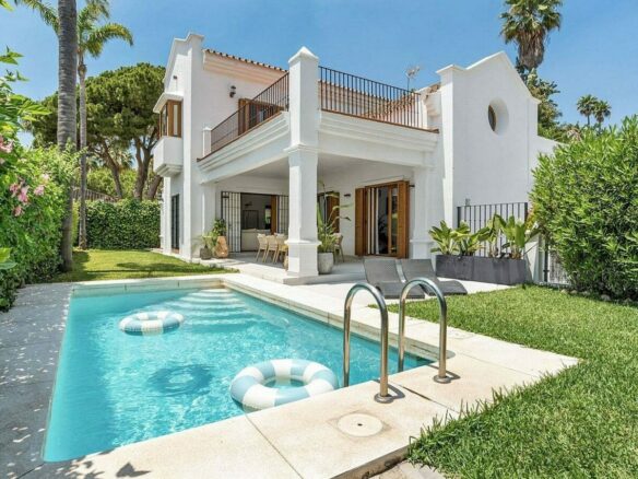 South facing family villa with private pool Rocio de Nagueles Golden Mile Marbella