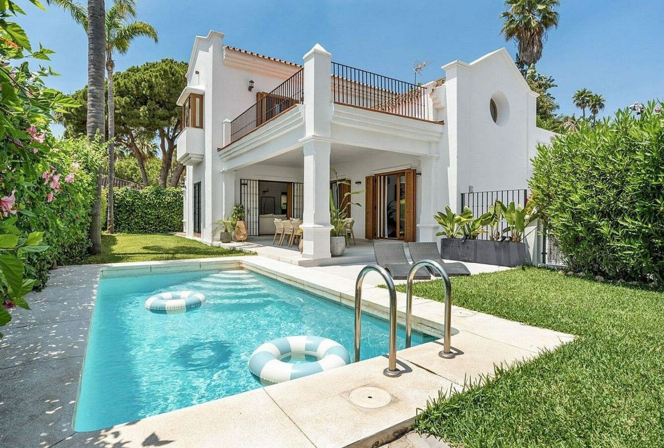 South facing family villa with private pool Rocio de Nagueles Golden Mile Marbella