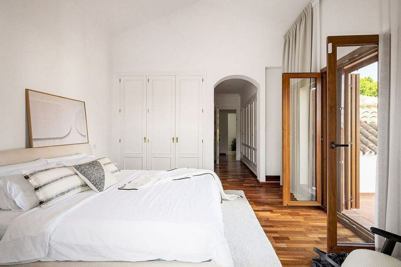 South facing family villa with private pool Rocio de Nagueles Golden Mile Marbella