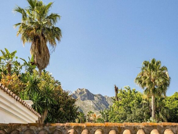 South facing family villa with private pool Rocio de Nagueles Golden Mile Marbella