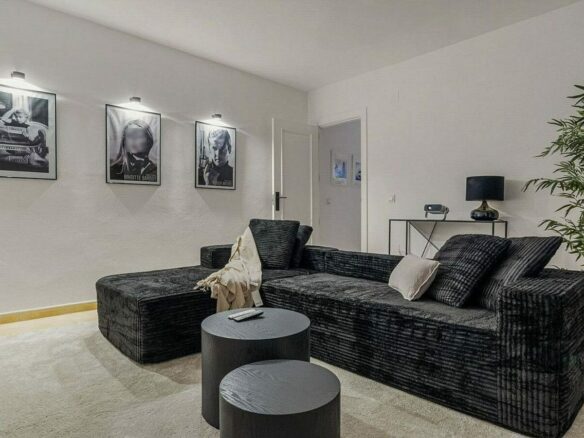 South facing family villa with private pool Rocio de Nagueles Golden Mile Marbella