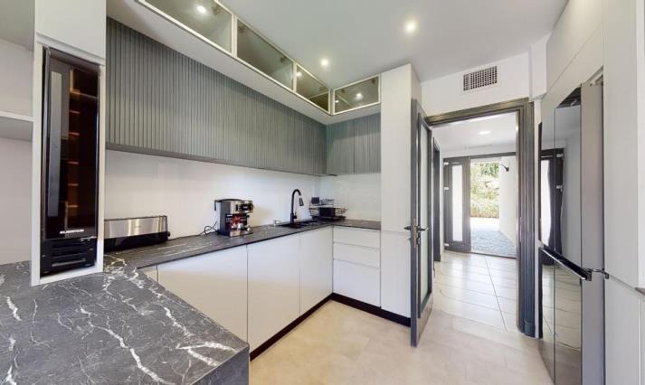 FOR SALE 🌟🏡 Fully Renovated Townhouse with Sea Views 🇪🇸 Sun Golf, Nueva Andalucía 🇪🇸