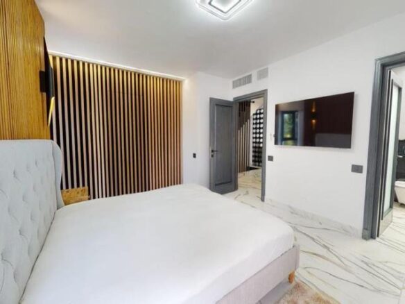 FOR SALE 🌟🏡 Fully Renovated Townhouse with Sea Views 🇪🇸 Sun Golf, Nueva Andalucía 🇪🇸
