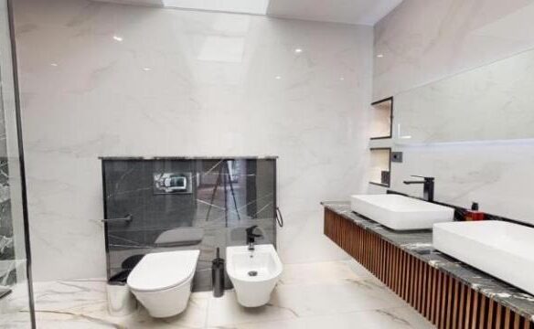 FOR SALE 🌟🏡 Fully Renovated Townhouse with Sea Views 🇪🇸 Sun Golf, Nueva Andalucía 🇪🇸