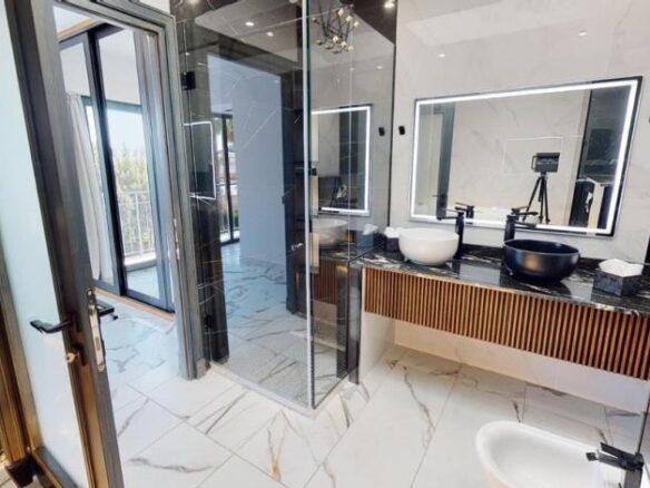 FOR SALE 🌟🏡 Fully Renovated Townhouse with Sea Views 🇪🇸 Sun Golf, Nueva Andalucía 🇪🇸