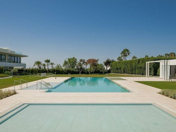 Ultramodern villa in gated community Golden Mile Marbella