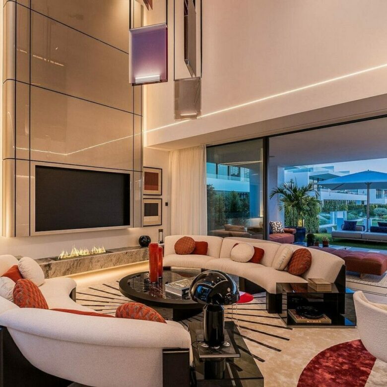 Ultramodern villa in gated community Golden Mile Marbella