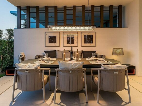 Ultramodern villa in gated community Golden Mile Marbella