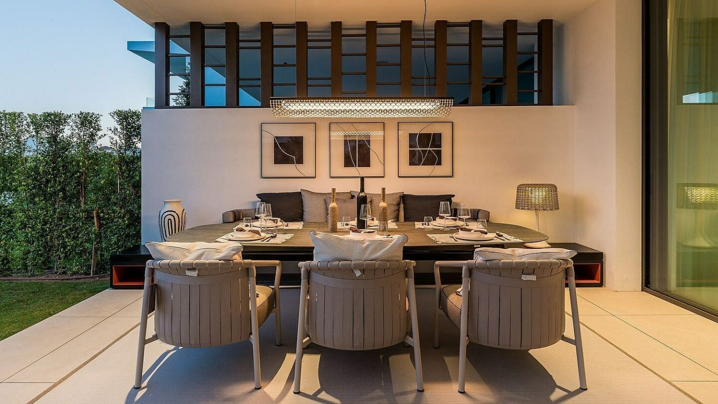 Ultramodern villa in gated community Golden Mile Marbella
