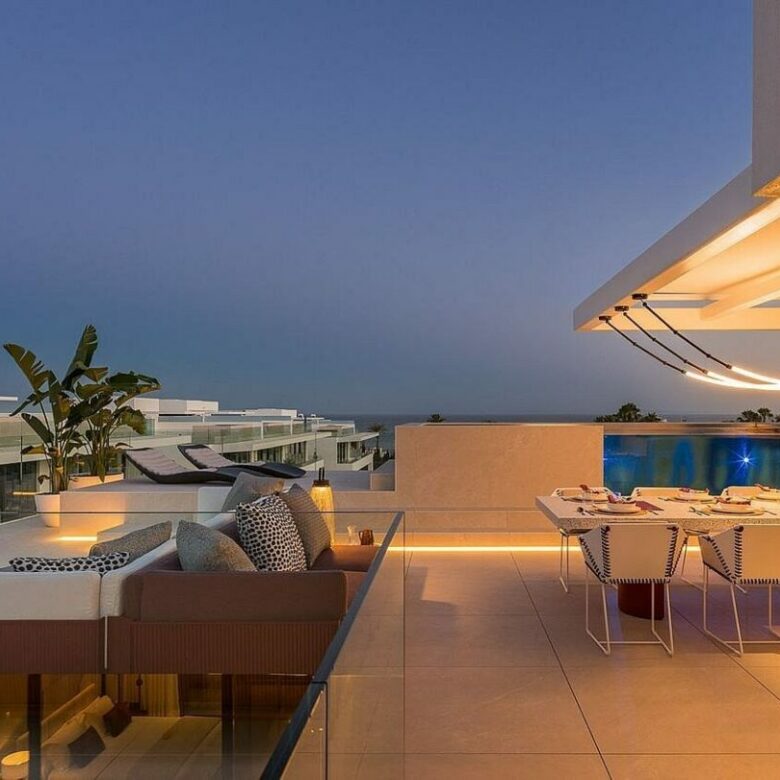 Ultramodern villa in gated community Golden Mile Marbella