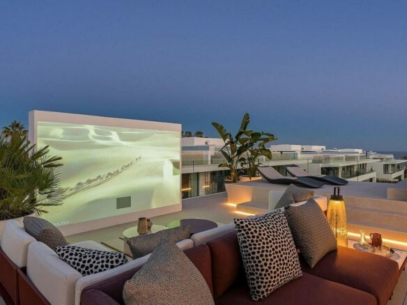 Ultramodern villa in gated community Golden Mile Marbella