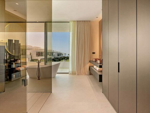 Ultramodern villa in gated community Golden Mile Marbella