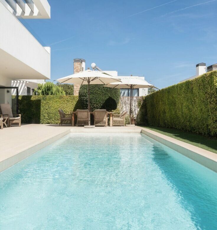 FOR SALE 🌟🏡 Modern Villa with Heated Pool near the Beach 🇪🇸 Linda Vista Baja, San Pedro de Alcántara 🇪🇸