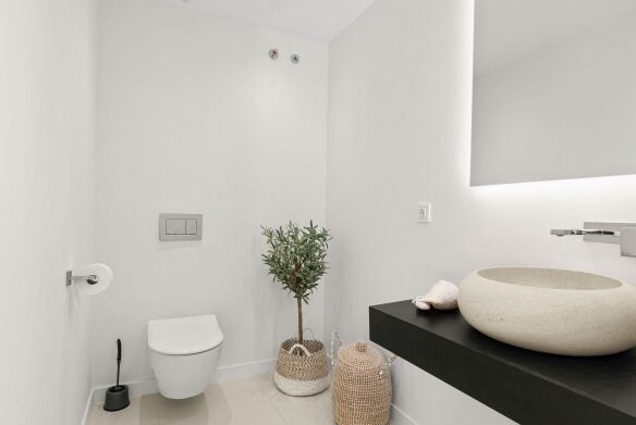 FOR SALE 🌟🏡 Modern Villa with Heated Pool near the Beach 🇪🇸 Linda Vista Baja, San Pedro de Alcántara 🇪🇸