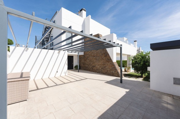 FOR SALE 🌟🏡 Modern Villa with Heated Pool near the Beach 🇪🇸 Linda Vista Baja, San Pedro de Alcántara 🇪🇸