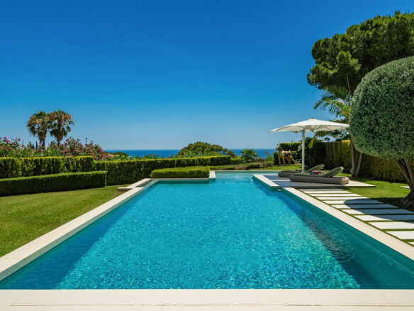 FOR SALE 🏡 Contemporary 5-Bedroom Villa with Panoramic Sea Views – Las Lomas del Marbella Club, Golden Mile, Marbella 🇪🇸