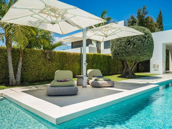 FOR SALE 🏡 Contemporary 5-Bedroom Villa with Panoramic Sea Views – Las Lomas del Marbella Club, Golden Mile, Marbella 🇪🇸