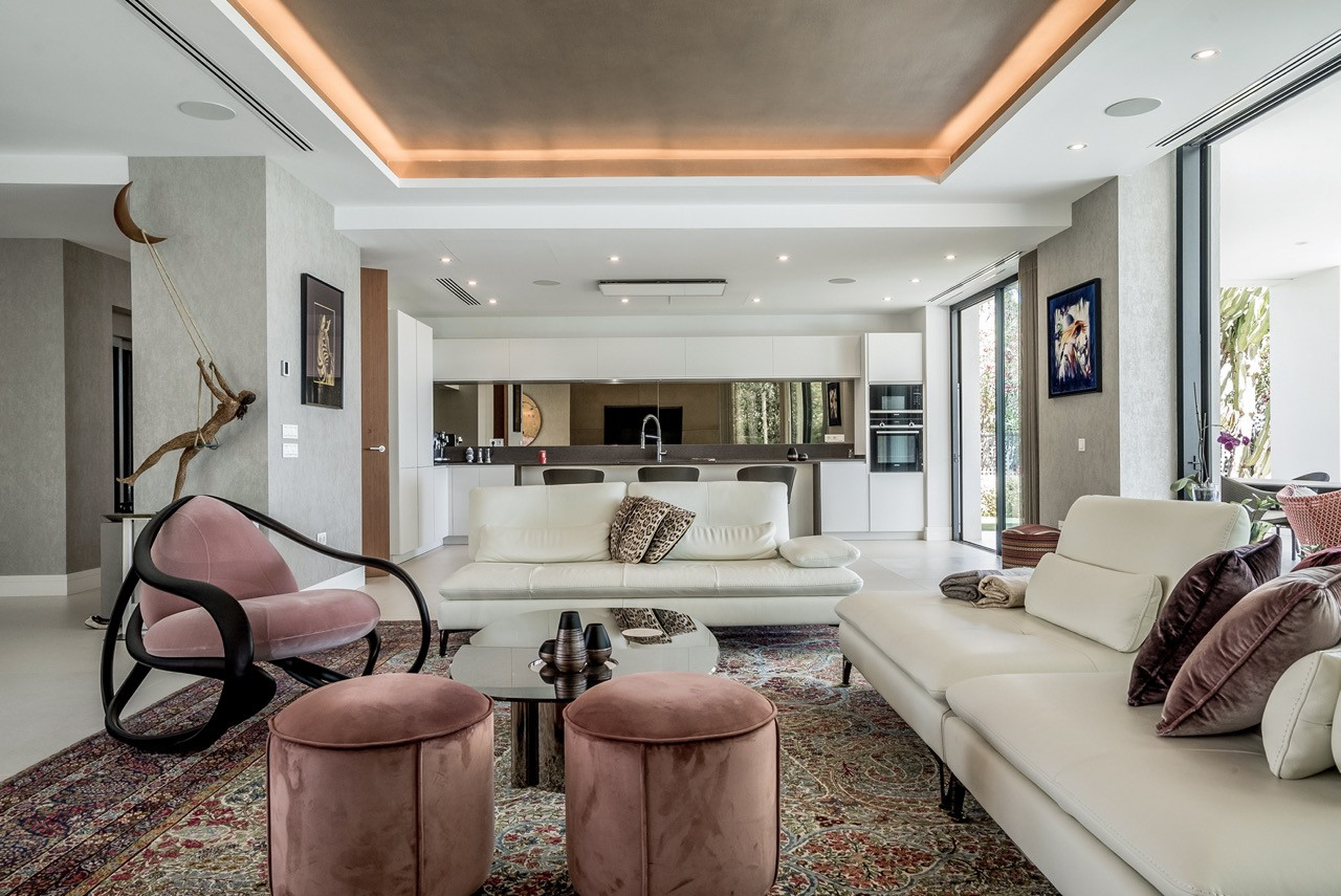 FOR SALE 🏡 Contemporary 5-Bedroom Villa with Panoramic Sea Views – Las Lomas del Marbella Club, Golden Mile, Marbella 🇪🇸
