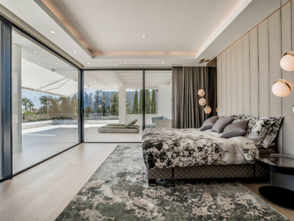 FOR SALE 🏡 Contemporary 5-Bedroom Villa with Panoramic Sea Views – Las Lomas del Marbella Club, Golden Mile, Marbella 🇪🇸