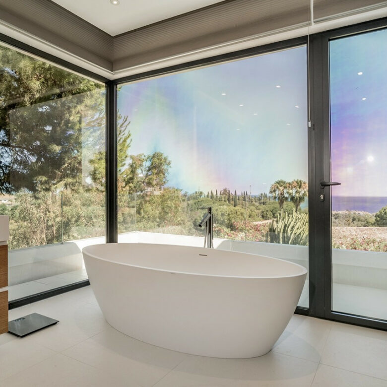FOR SALE 🏡 Contemporary 5-Bedroom Villa with Panoramic Sea Views – Las Lomas del Marbella Club, Golden Mile, Marbella 🇪🇸