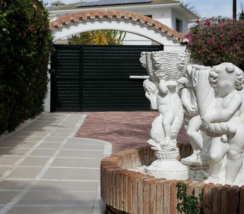 Villa for sale Los Monteros Marbella East
