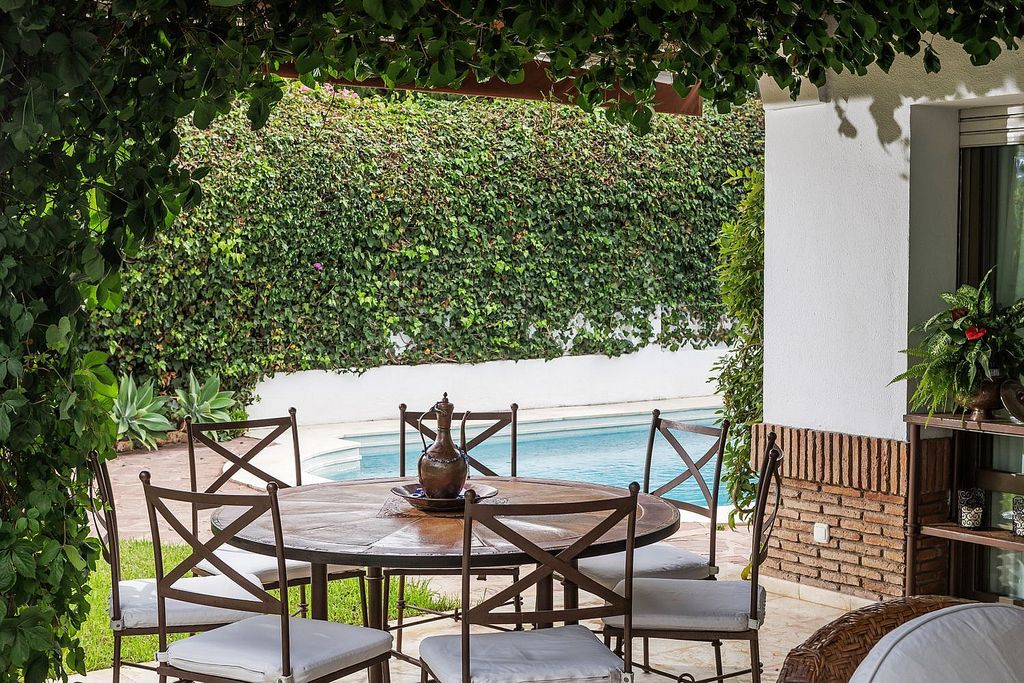 Villa for sale Los Monteros Marbella East
