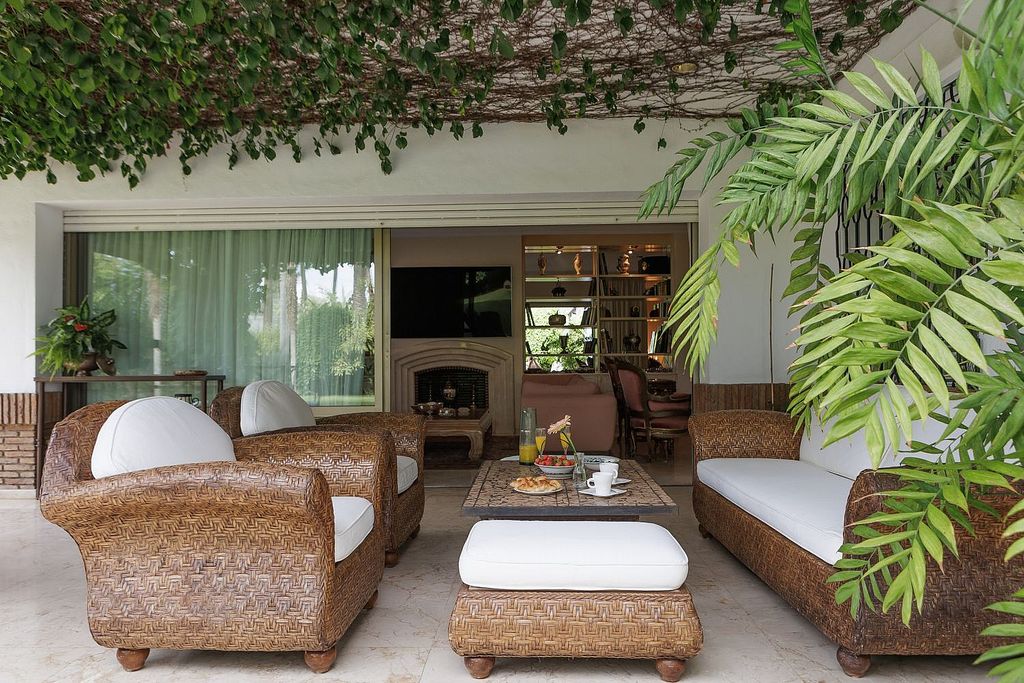 Villa for sale Los Monteros Marbella East