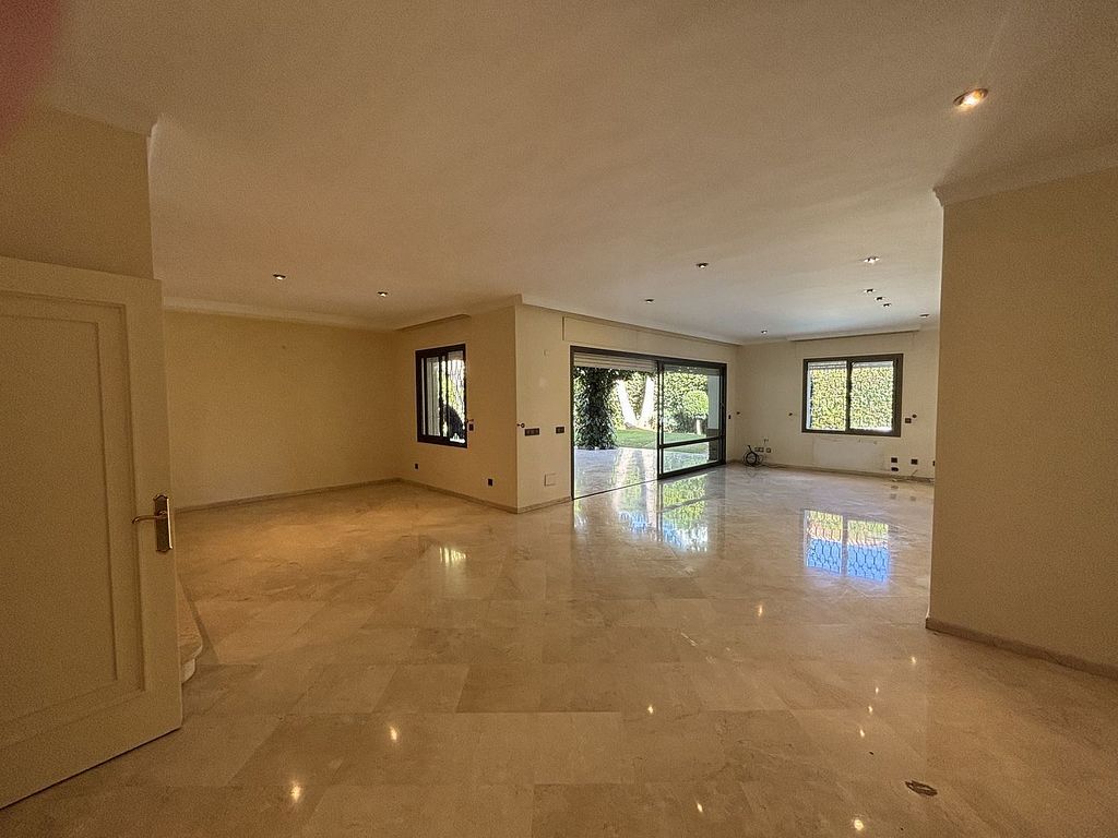 Villa for sale Los Monteros Marbella East