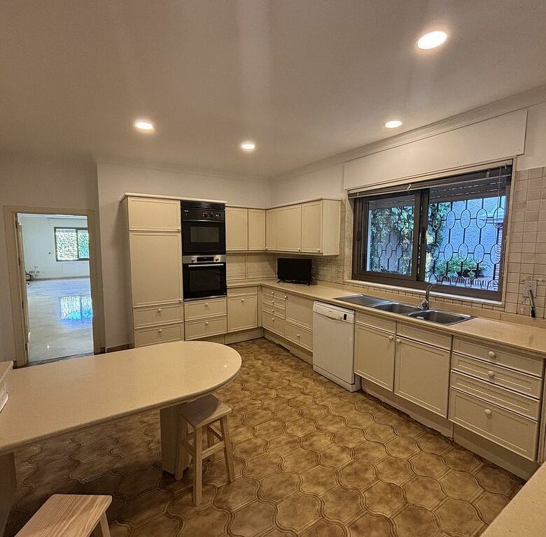 Villa for sale Los Monteros Marbella East