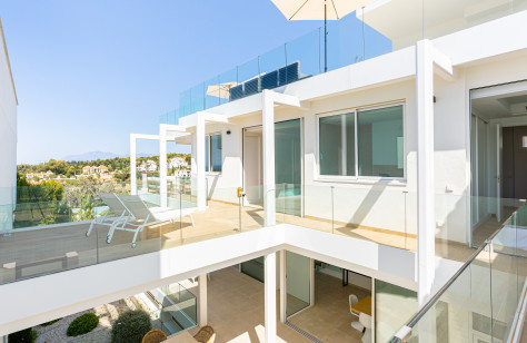 FOR SALE 🏡 Luxury Villa with Private Pool & Panoramic Sea Views – Valdeolletas, Marbella